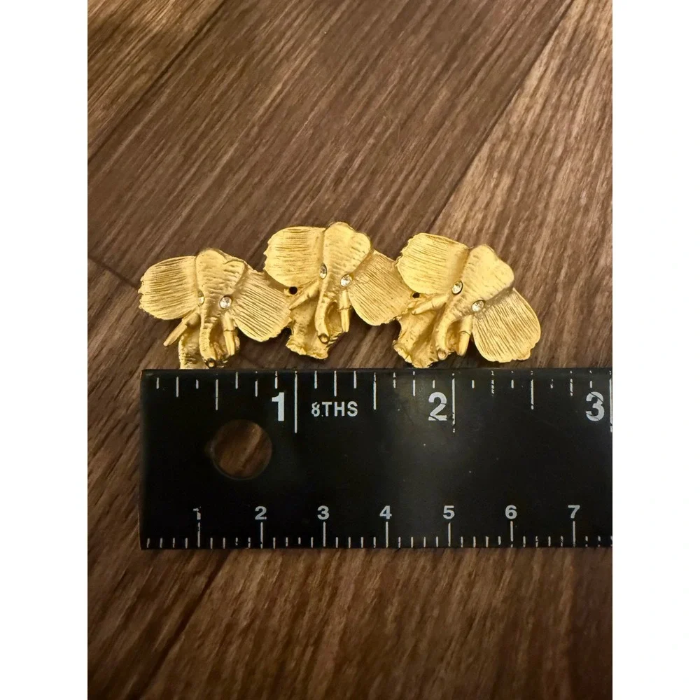 Unbranded vintage gold